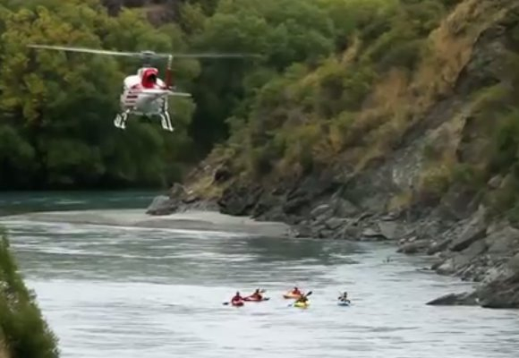  Kayaker Caught in the Death Grip of a Sieve